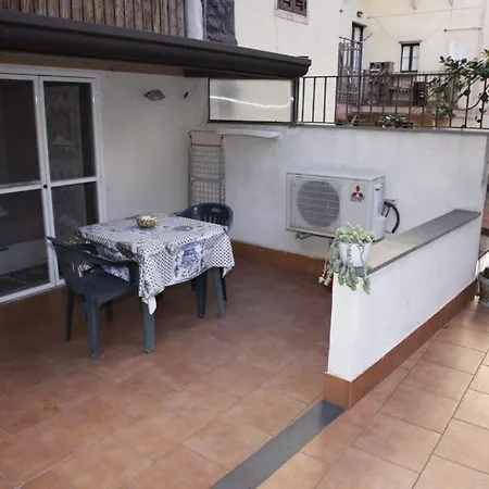Mini Centro Di P.zza G. Verga Apartment *