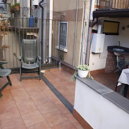 Mini Centro Di P.zza G. Verga Apartment *