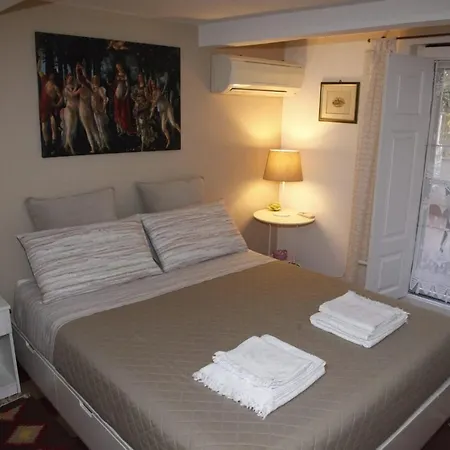 Mini Centro Di P.zza G. Verga Apartment